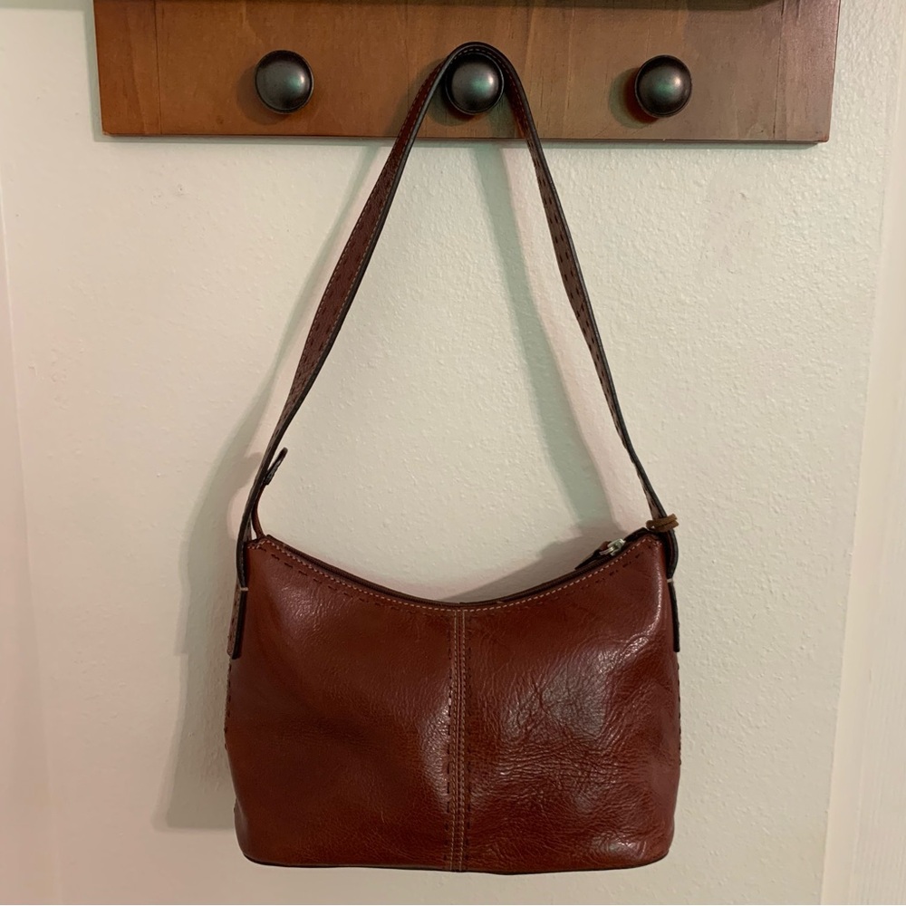 Fossil Vintage Brown Leather Shoulder Bag, Crescent Shaped, Great Condition